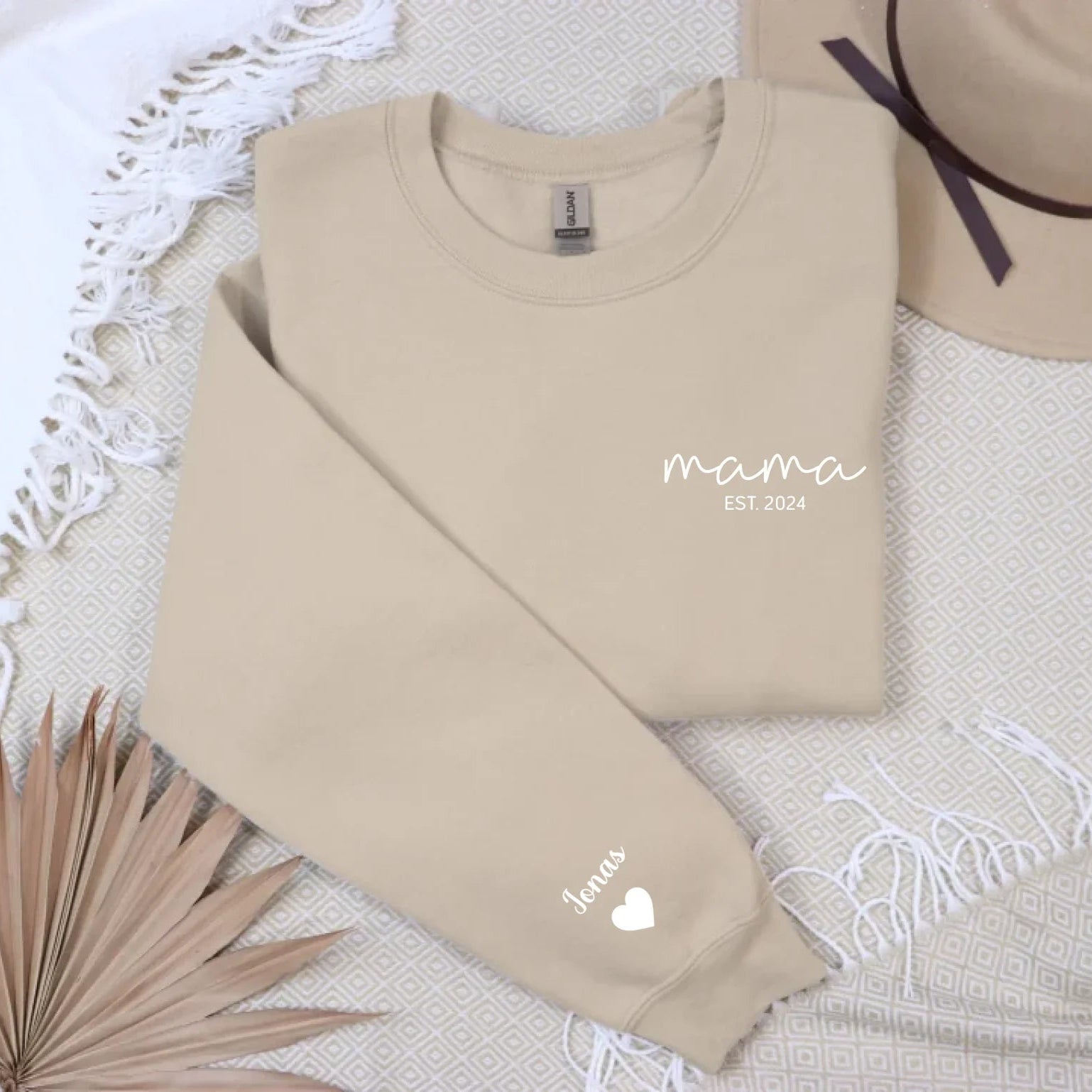 “mama” - Personalisiertes Sweatshirt mit Kindernamen und Datum